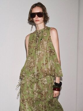 Zara NWT green flowy summer sleeveless top | size Large